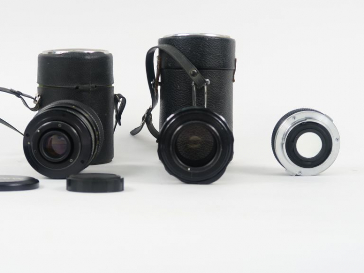 Lot de trois objectifs, montures différentes : Objectif OLYMPUS OM-SYS