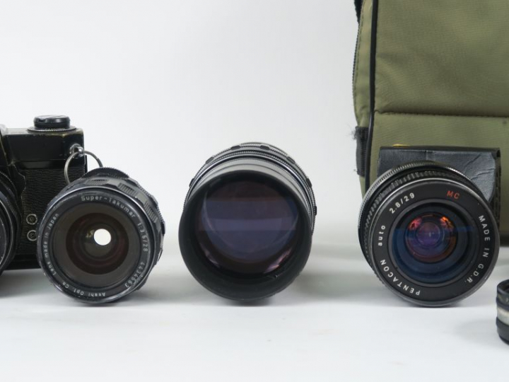 PENTAX SPOTMATIC  n°2596208 avec objectif ASAHI Super Takumar 1 :1.4/5