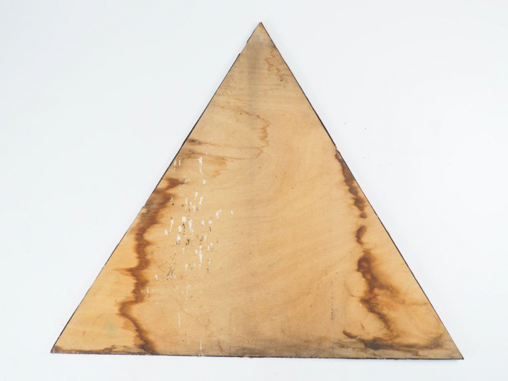 PERRIER. Grande plaque émaillée, signée emaillerie alsacienne. Dim. : 