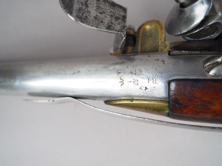 Pistolet de Cavalerie, modèle de 1777 à coffre de la manufacture royal