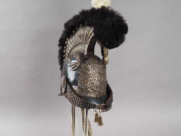 Superbe casque des Gardes du Corps du Roi Première Restauration, modif