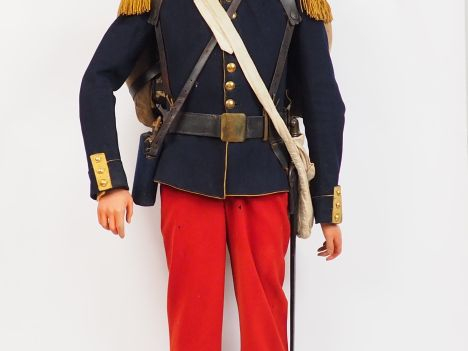 Mannequin ancien en uniforme de voltigeur du 54ème régiment d’infanter