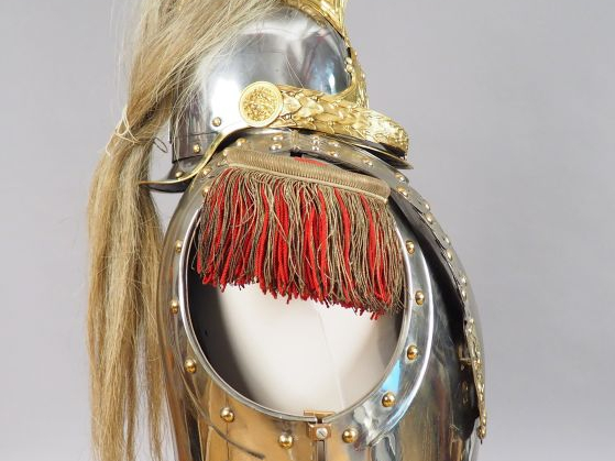 Rare ensemble comprenant une cuirasse modèle 1856 de l’escadron des ce