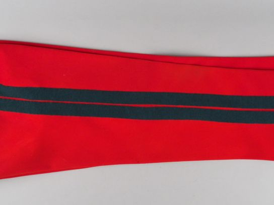 Pantalon droit d’officier d’infanterie garance, double bande vert empi