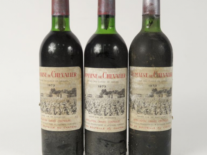 3 BOUTEILLES DOMAINE DE CHEVALIER GCC GRAVES - 1973 - 2 LB/1 HEP