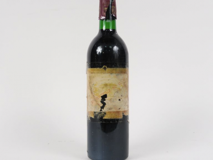 1 BOUTEILLE CHÂTEAU MARGAUX 1er GCC MARGAUX - 1982 - BG+/ET ILLISIBLE/