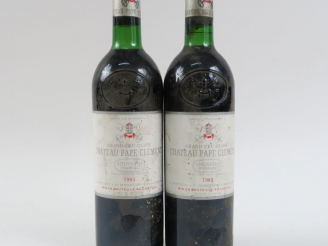 Vente aux enchères 2 BOUTEILLES CHÂTEAU PAPE CLÉMENT GCC GRAVES - 1983 - BG