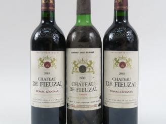Vente aux enchères 3 BOUTEILLES CHÂTEAU DE FIEUZAL GCC GRAVES : 1 de 1980 HEP - 2 de 2003