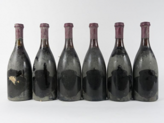 Vente aux enchères 6 BOUTEILLES CHÂTEAU DE POMMARD - 1978 - 5 PRÉSUMÉES/1 ETA/1 CAPS DÉCO
