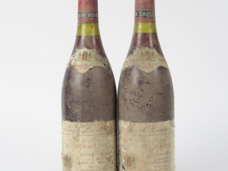Vente aux enchères 2 BOUTEILLES BONNES MARES J. DROUHIN - 1981 - 1 à 2 CM/1 à 2 CM/EA/BS