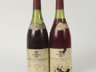 Vente aux enchères 2 BOUTEILLES LOUIS TRAPET : 1 GEVREY CHAMBERTIN 1980 7 CM - 1 GEVREY C