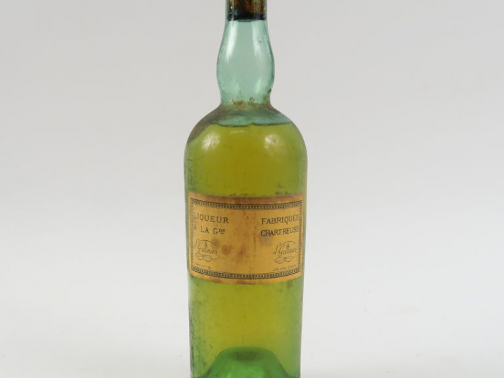 1 BOUTEILLE CHARTREUSE - PÉRIODE 1941/1951