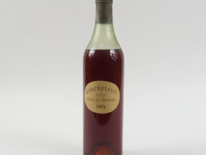 1 BOUTEILLE COGNAC GRANDE FINE CHAMPAGNE COURVOISIER - 1914 - 5 CM