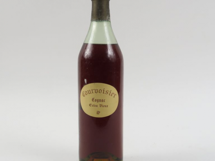 1 BOUTEILLE COGNAC COURVOISIER 'EXTRA VIEUX' - 3,5 CM