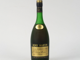 Vente aux enchères 1 BOUTEILLE FINE CHAMPAGNE COGNAC VSOP RÉMY MARTIN