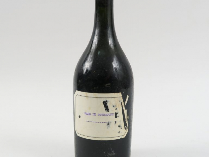 1 VIEILLE BOUTEILLE MARC DE BOURGOGNE