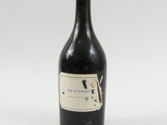 Vente aux enchères 1 VIEILLE BOUTEILLE MARC DE BOURGOGNE