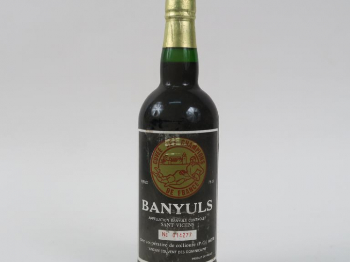 1 VIEILLE BOUTEILLE BANYULS SANT VICENS 'CUVÉE DES CHAMPIONS DE France