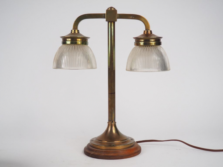 Lampe rétro en laiton et verre éclairant à deux lumières (petites égre