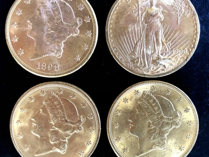 Quatre pièces de 20 Dollars or, 1898, 1904 (x2) et 1908. FRAIS ACHETEU
