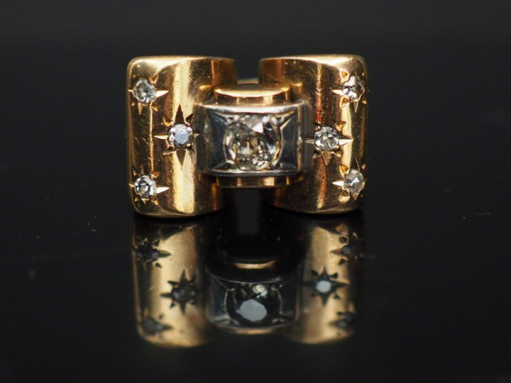 Bague 1940 en or et brillants.  Poids tel. 7,75 g