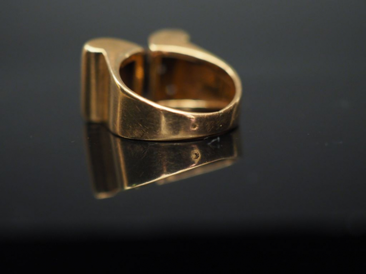 Bague 1940 en or et brillants.  Poids tel. 7,75 g