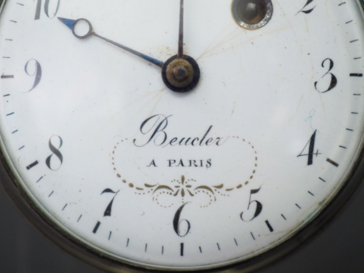 BEUCHER à Paris. Montre de gousset en argent. Poids : 86 g