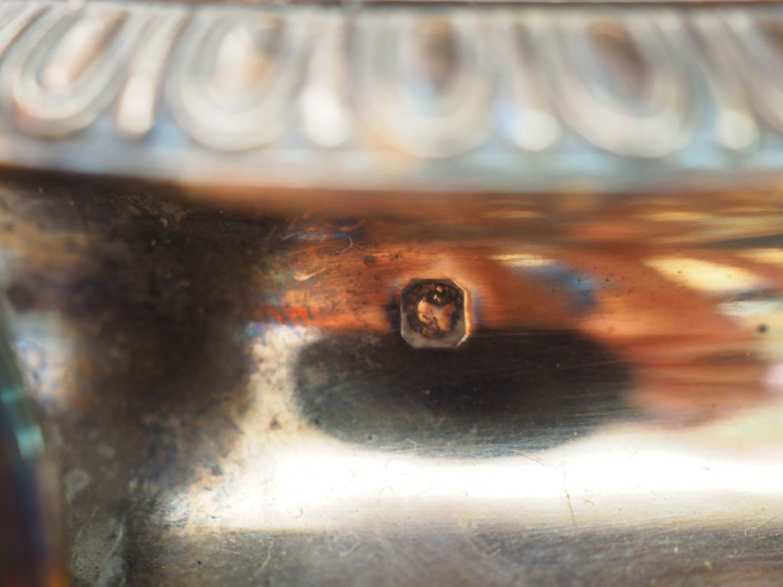 	WIESE. Service à café et à thé en argent, poinçon Minerve, à décor de