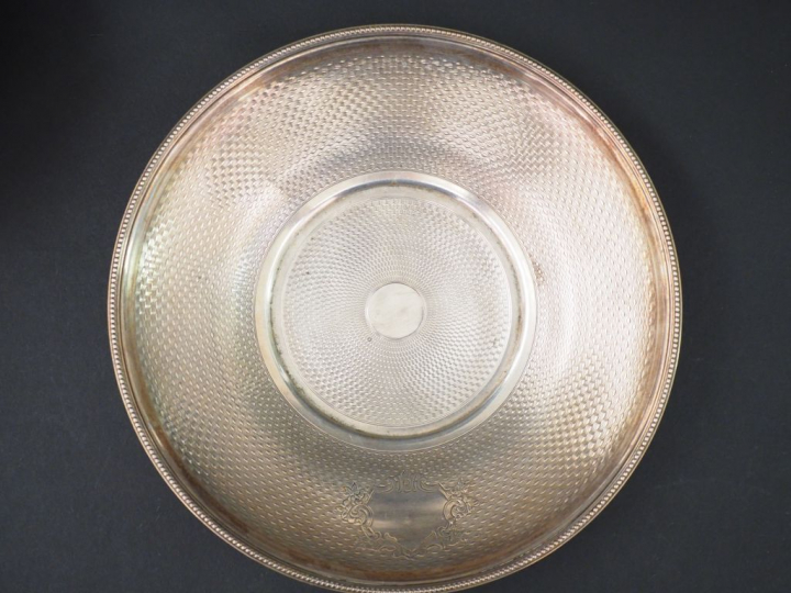 Sucrier et son présentoir Napoléon III en argent, poinçon Minerve.  Po