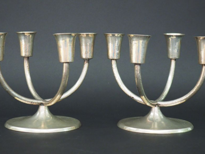 Paire de candélabres  Art déco en argent (800 mm)  MO : Posen et Posen