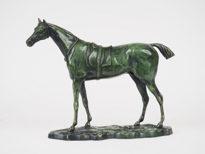 WILLIS-GOOD. "Pur-sang". Sculpture en bronze à patine verte. Signée. H