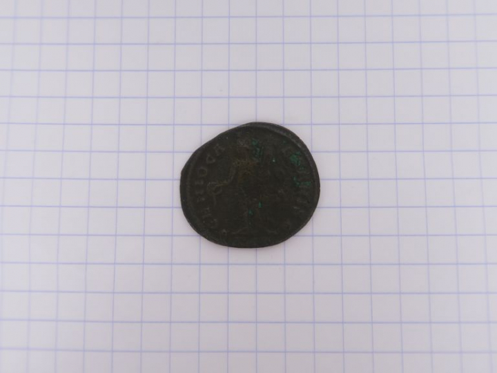 Maximin II Daia (305-313 apr. J.-C.), nummus, R/ GENIO CAESARIS. TB.