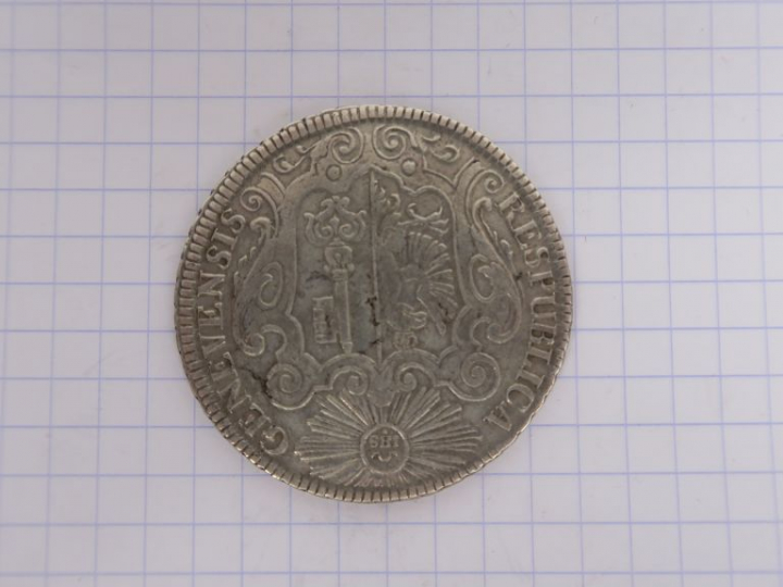 Suisse, Genève, 1 thaler ou écu, 1725. B.