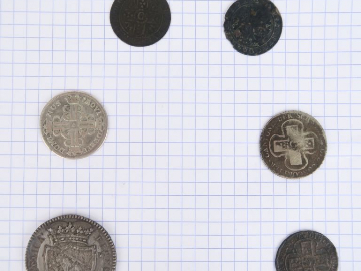 Suisse, Berne et Soleure, lot de six monnaies :  5 rappen 1826, 20 Kre