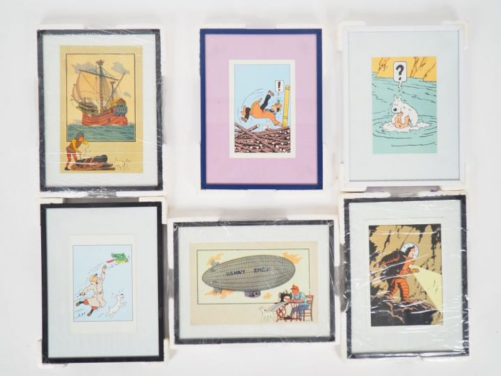 18 cadres avec cartes postales de collection diverses encadrées NEUF