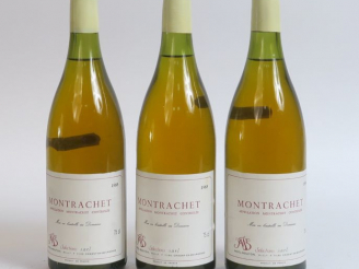 Vente aux enchères 3 BOUTEILLES MONTRACHET NOEL BOUTON - 1985 - 2,5 CM 