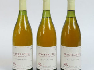 Vente aux enchères 3 BOUTEILLES MONTRACHET NOEL BOUTON - 1985 - 1 à 2 CM/2 à 3 CM