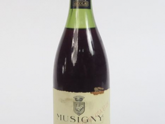 Vente aux enchères 1 BOUTEILLE MUSIGNY DOMAINE COMTES GEORGES DE VOGUE - 1967 - 4 CM