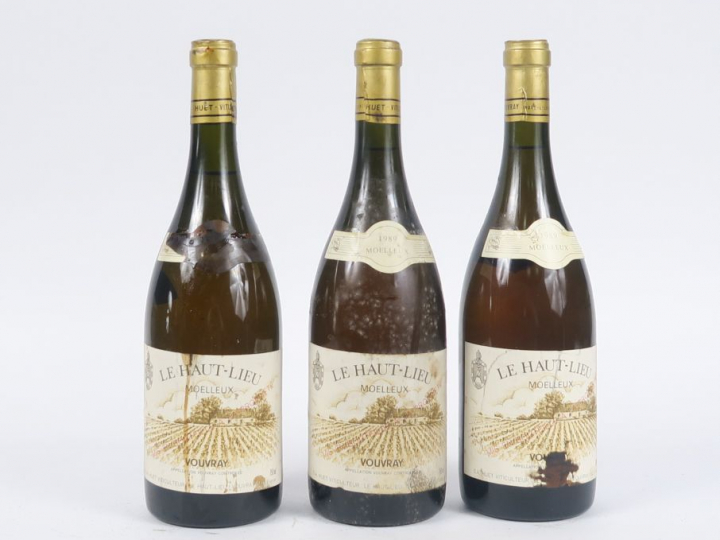 3 BOUTEILLES VOUVRAY HUET 'LE HAUT LIEU' MOELLEUX - 1989 - 2 à 2 CM/1 