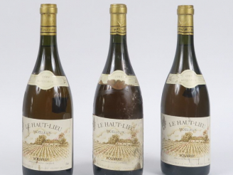 Vente aux enchères 3 BOUTEILLES VOUVRAY HUET 'LE HAUT LIEU' MOELLEUX - 1989 - 2 à 2 CM/1 