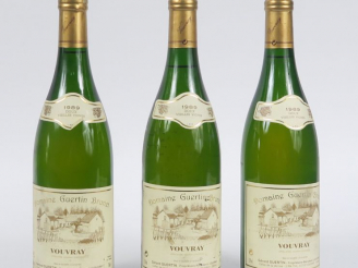 Vente aux enchères 3 BOUTEILLES DE VOUVRAY 'VIEILLES VIGNES' DOUX  DOMAINE GUERTIN BRUNET