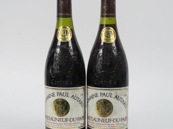 2 BOUTEILLES CHÂTEAUNEUF DU PAPE DOMAINE P. AUTARD - 1990