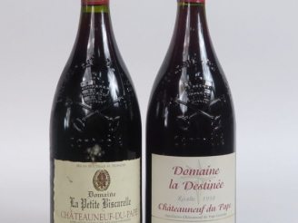 Vente aux enchères 2 MAGNUMS CHÂTEAUNEUF DU PAPE : 1 DOMAINE LA PETITE BISCARELLE 1997 1 