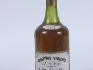 Vente aux enchères 1 BOUTEILLE VIN JAUNE FRUITIERE VINICOLE - 1969