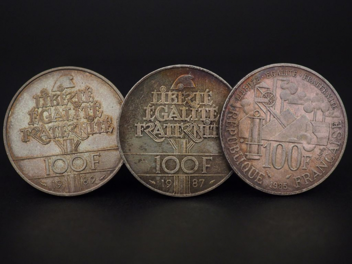 Ensemble de pièces en argent. Poids : 162 g