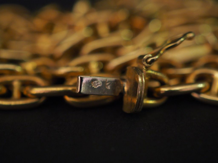 Collier en or maille grains de café. Poids : 73,80 g