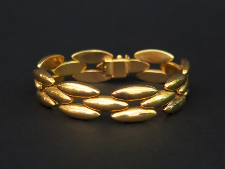 Bracelet Tank en or. Poids : 39,30 g