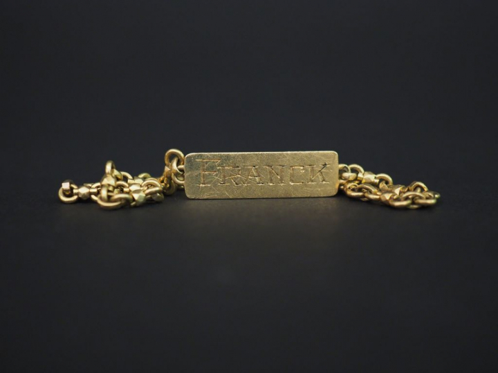 Gourmette en or. Poids : 10,50 g