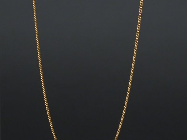 Collier en or.  Poids : 4,90 g