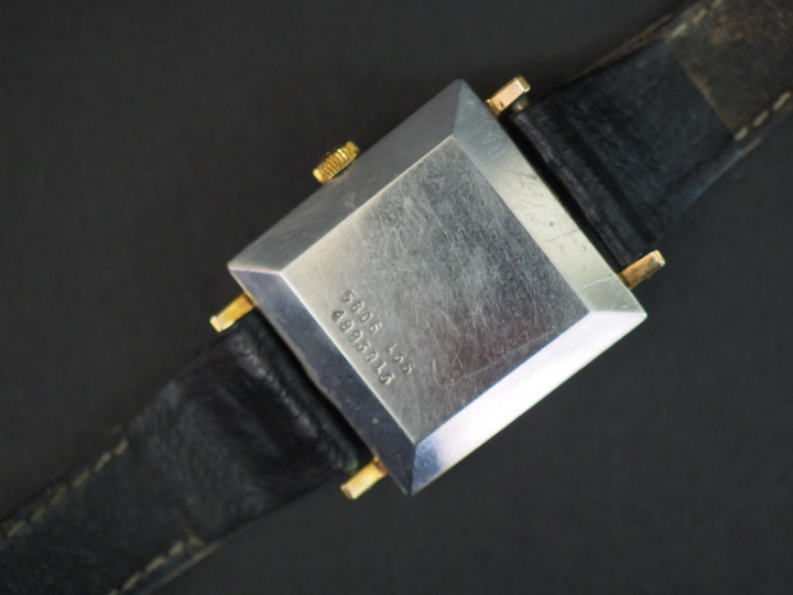 CERTINA.  Montre d'homme, automatic, boitier métal.